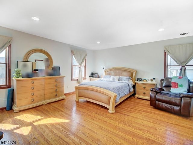 36 N 21St St, Kenilworth Boro, NJ 07033