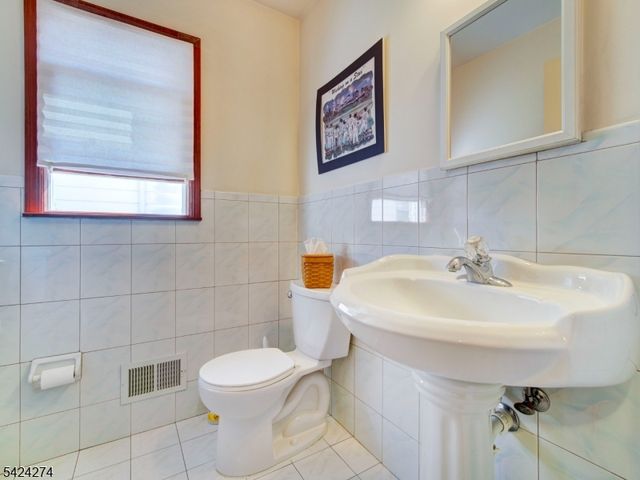 36 N 21St St, Kenilworth Boro, NJ 07033