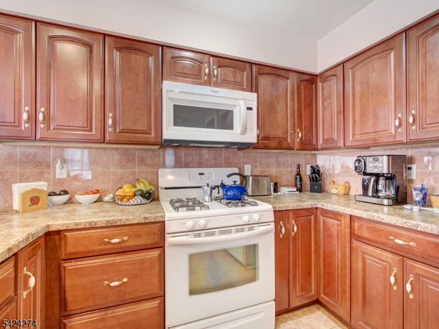 36 N 21St St, Kenilworth Boro, NJ 07033