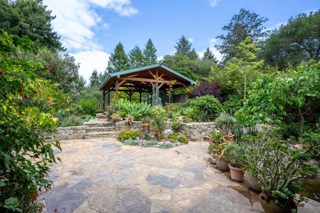 28 Wildwood Court, Watsonville, CA 95076