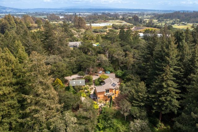 28 Wildwood Court, Watsonville, CA 95076