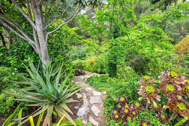 28 Wildwood Court, Watsonville, CA 95076