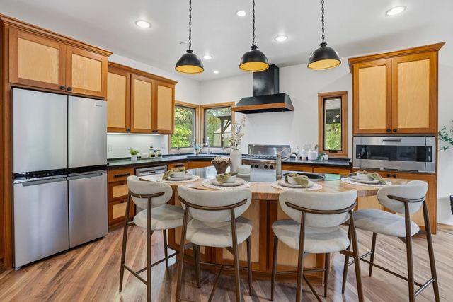 28 Wildwood Court, Watsonville, CA 95076