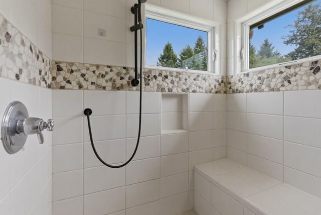 28 Wildwood Court, Watsonville, CA 95076