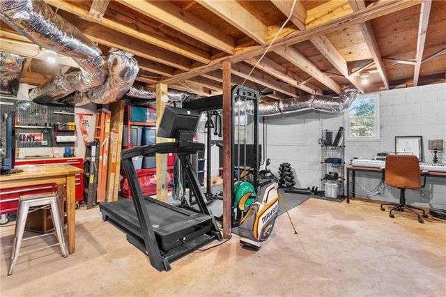 973 Dell SE Avenue, Smyrna, GA 30080