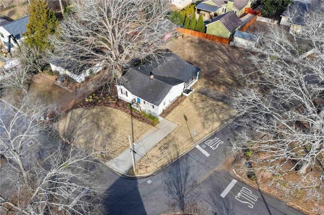 973 Dell SE Avenue, Smyrna, GA 30080