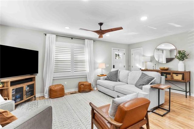 973 Dell SE Avenue, Smyrna, GA 30080