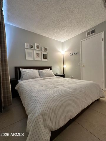 1736 E BRILL Street 206, Phoenix, AZ 85006