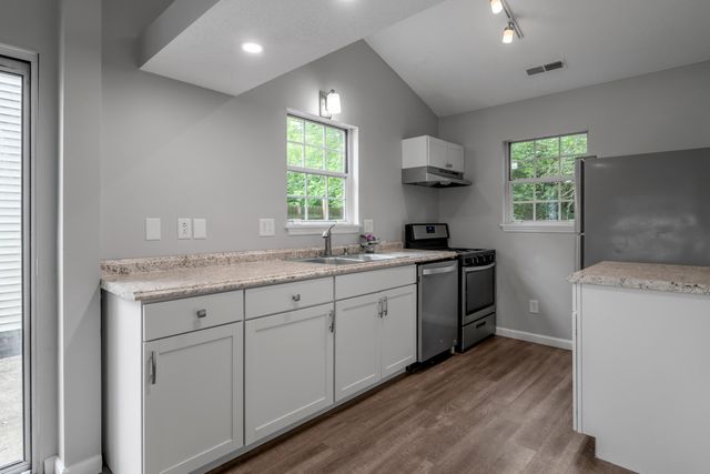 1018 Parkside Drive, Georgetown, KY 40324