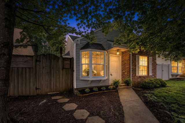 1018 Parkside Drive, Georgetown, KY 40324