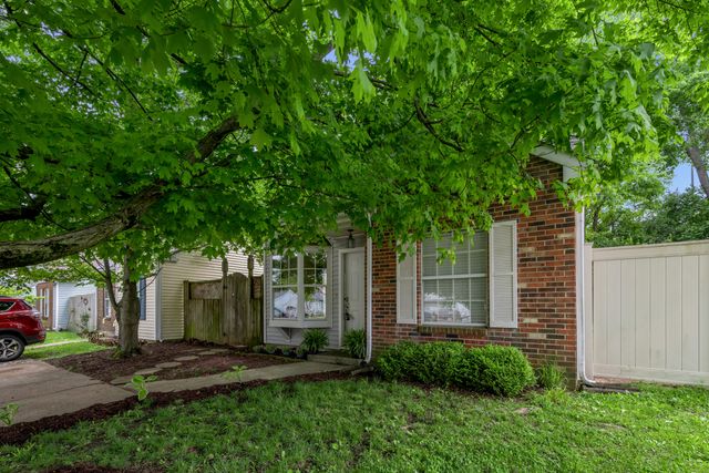 1018 Parkside Drive, Georgetown, KY 40324