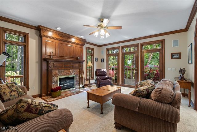 1296 Russell Drive NW, Bolivar, OH 44612