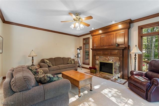 1296 Russell Drive NW, Bolivar, OH 44612