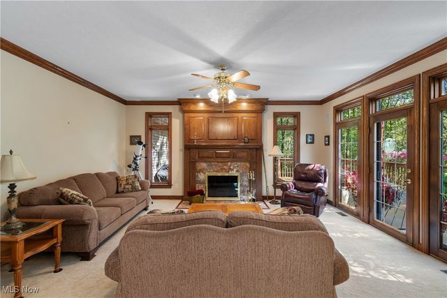 1296 Russell Drive NW, Bolivar, OH 44612