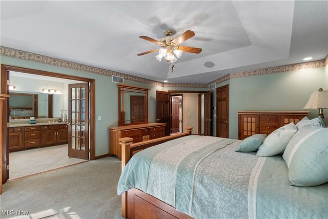 1296 Russell Drive NW, Bolivar, OH 44612