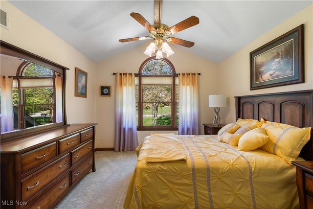 1296 Russell Drive NW, Bolivar, OH 44612