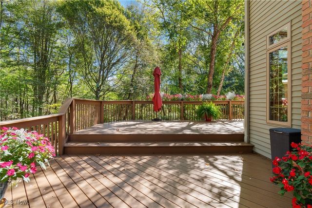 1296 Russell Drive NW, Bolivar, OH 44612