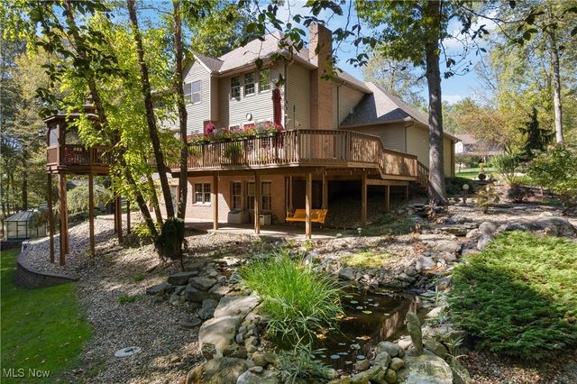 1296 Russell Drive NW, Bolivar, OH 44612