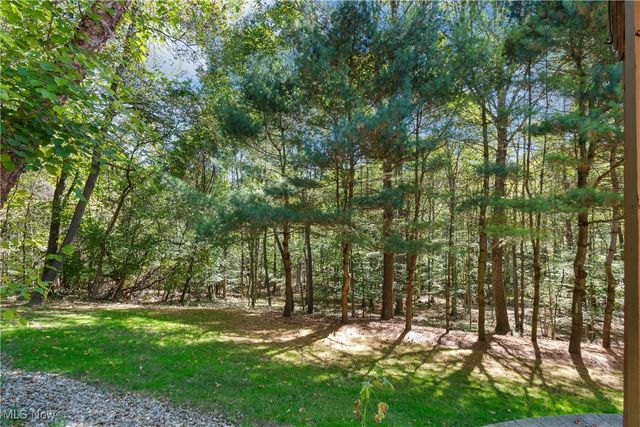 1296 Russell Drive NW, Bolivar, OH 44612