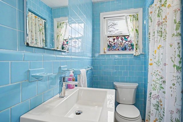 188 Waverley St 2, Belmont, MA 02478