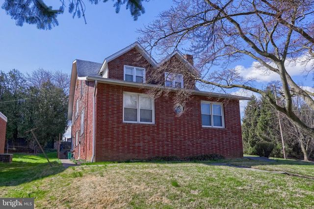 1694, 1696, 1698 COLUMBIA AVE, Lancaster, PA 17603