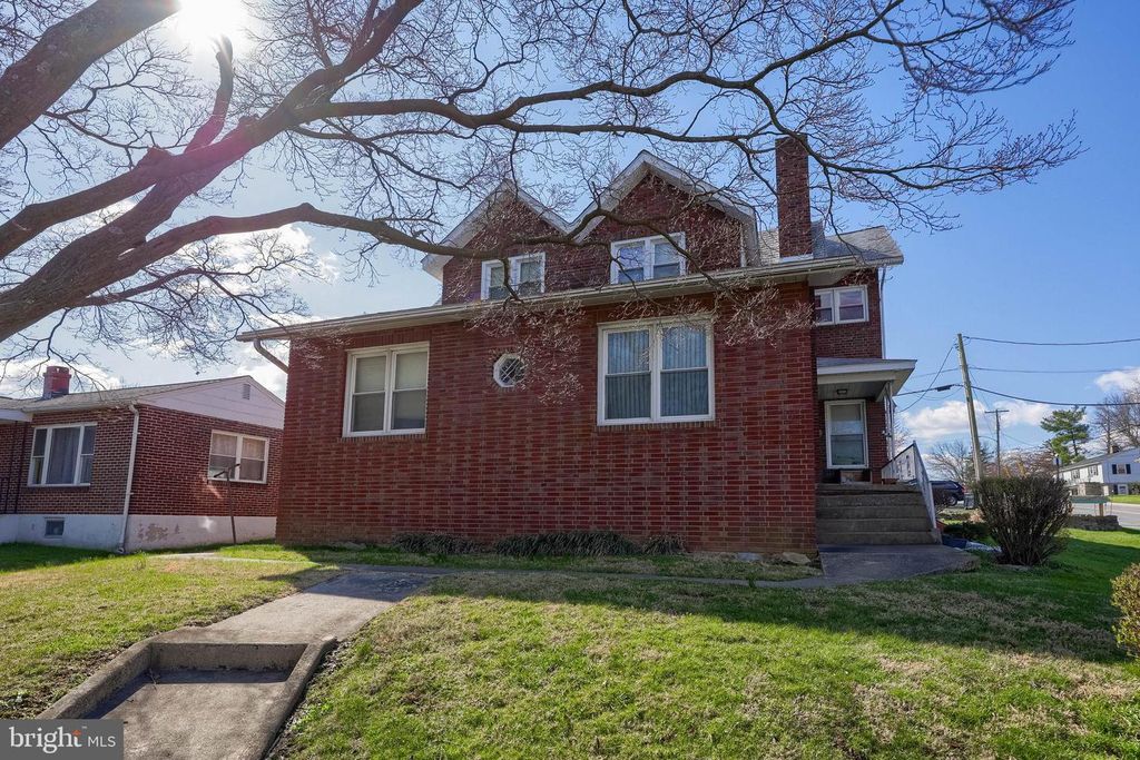 1694, 1696, 1698 COLUMBIA AVE, Lancaster, PA 17603
