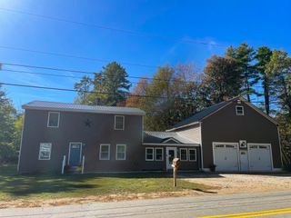 21 Lake Avenue, Franklin, NH 03235