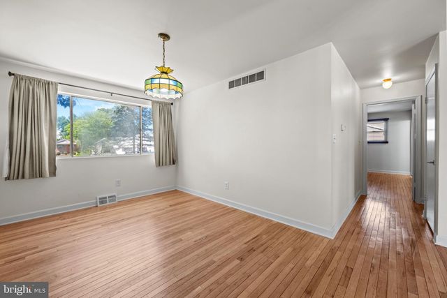 7960 PIPERS PATH, Glen Burnie, MD 21061