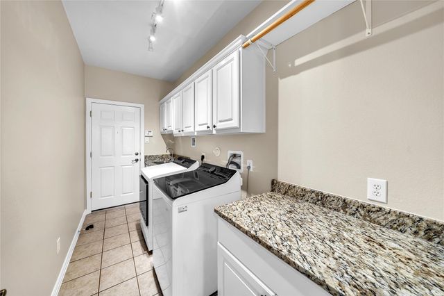 8911 Bluehaw Mdw Lane, Katy, TX 77494