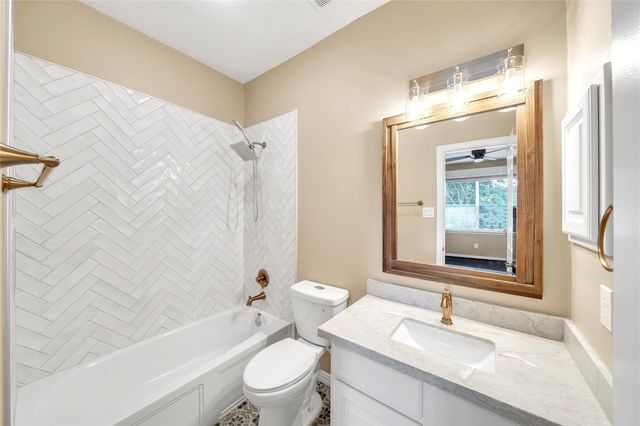 8911 Bluehaw Mdw Lane, Katy, TX 77494