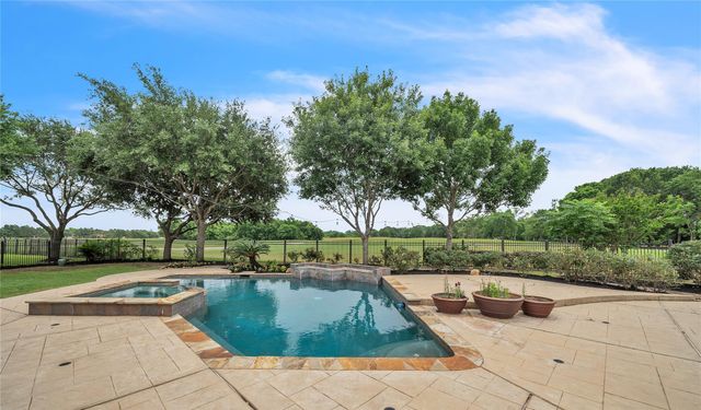 8911 Bluehaw Mdw Lane, Katy, TX 77494