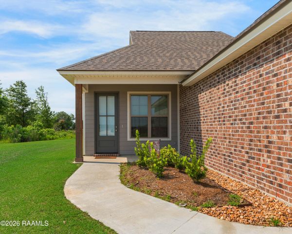 101 Long Creek Lane, Scott, LA 70583