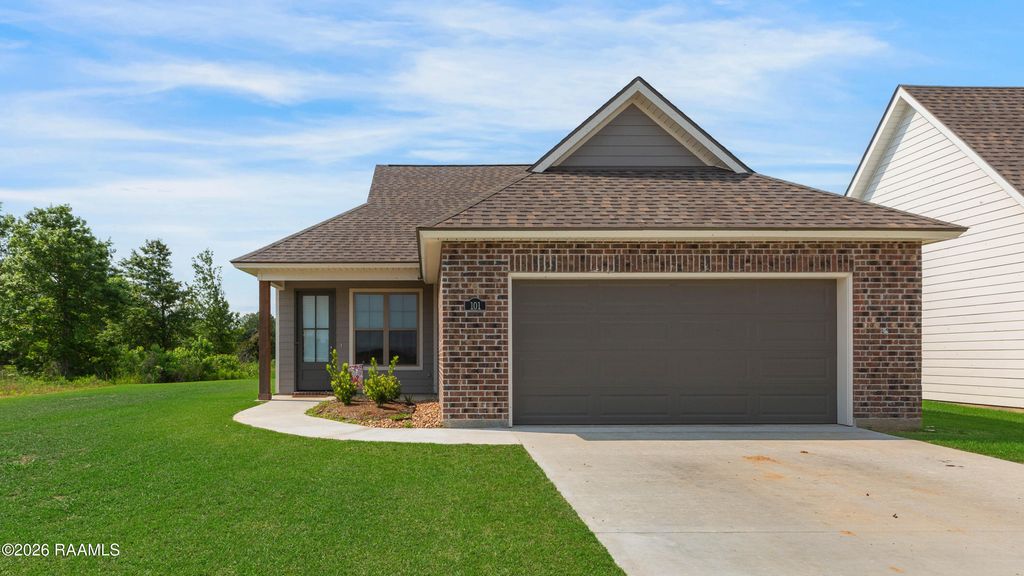 101 Long Creek Lane, Scott, LA 70583