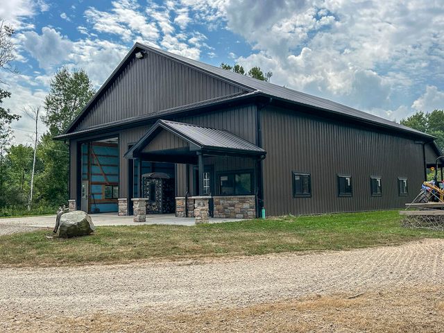 1609 S Sage Lake Road, Hale, MI 48739