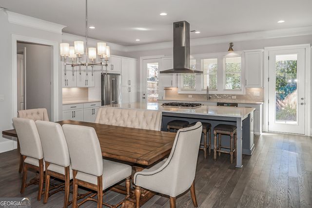 3045 Barnes Mill Court, Roswell, GA 30075