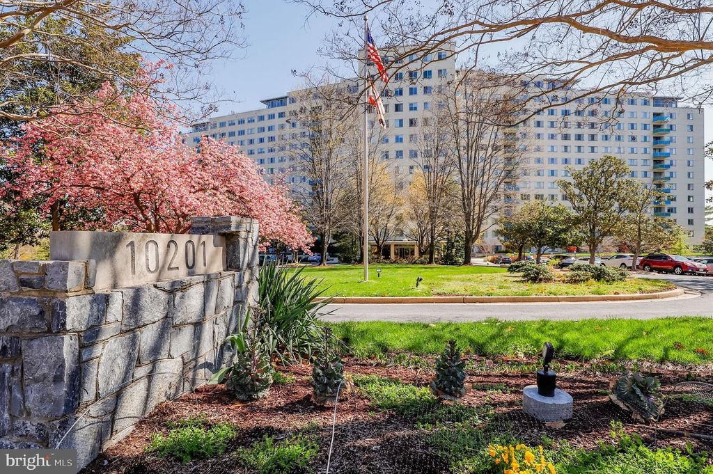 10201 GROSVENOR PL #315, North Bethesda, MD 20852