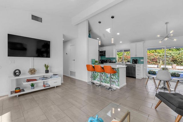 2304 E Bellamy Road, Palm Springs, CA 92262