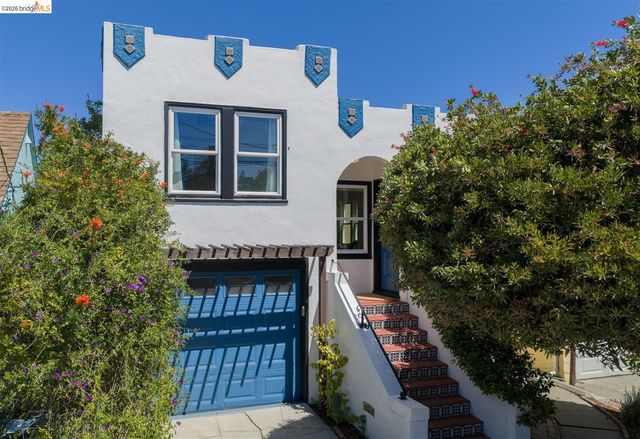 621 Kains Ave, Albany, CA 94706
