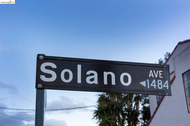 621 Kains Ave, Albany, CA 94706