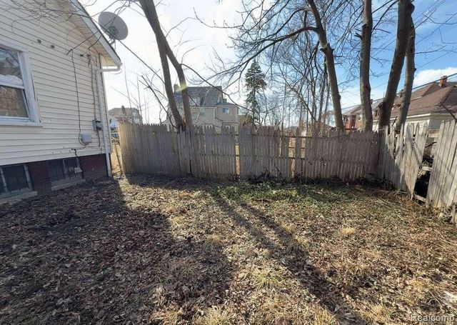 3316 Glynn Court, Detroit, MI 48206