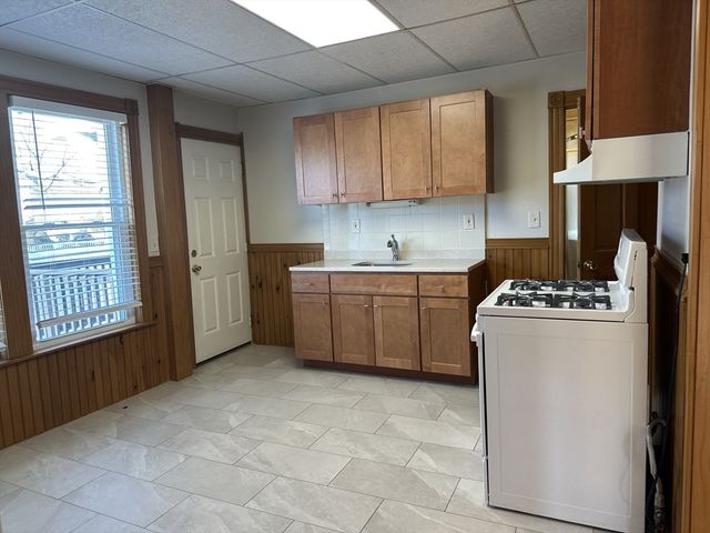 259 Albion St. 1, Wakefield, MA 01880