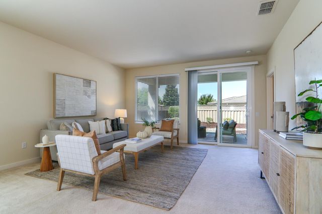 398 Marigold Ln, Lincoln, CA 95648