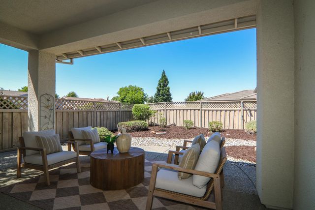 398 Marigold Ln, Lincoln, CA 95648