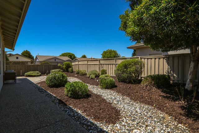 398 Marigold Ln, Lincoln, CA 95648