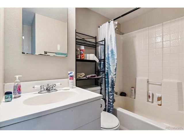 282 S Oman Rd, Castle Rock, CO 80104