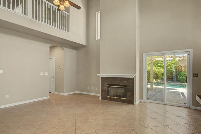 1753 Mills, Los Banos, CA 93635