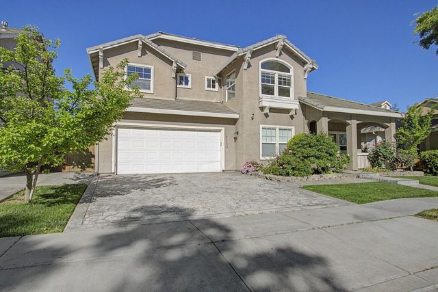 1753 Mills, Los Banos, CA 93635