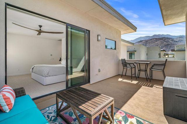 2718 Dancing Sands Drive, Palm Springs, CA 92262
