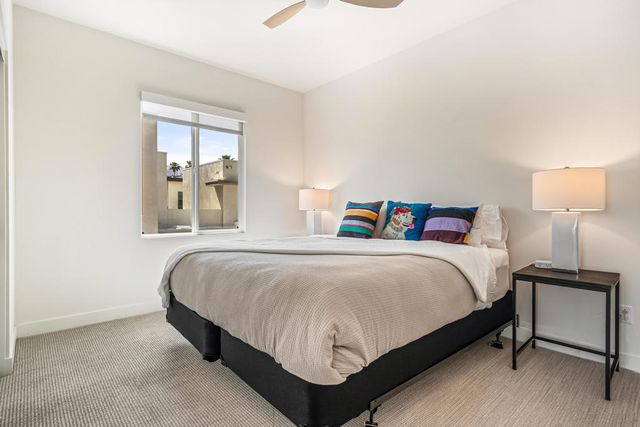 2718 Dancing Sands Drive, Palm Springs, CA 92262