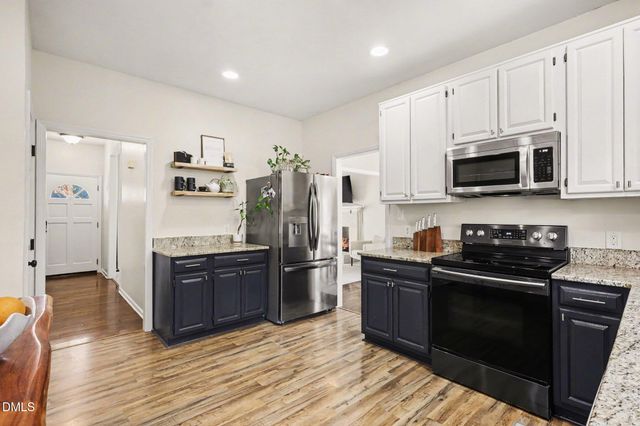 1701 Point Owoods Court, Raleigh, NC 27604